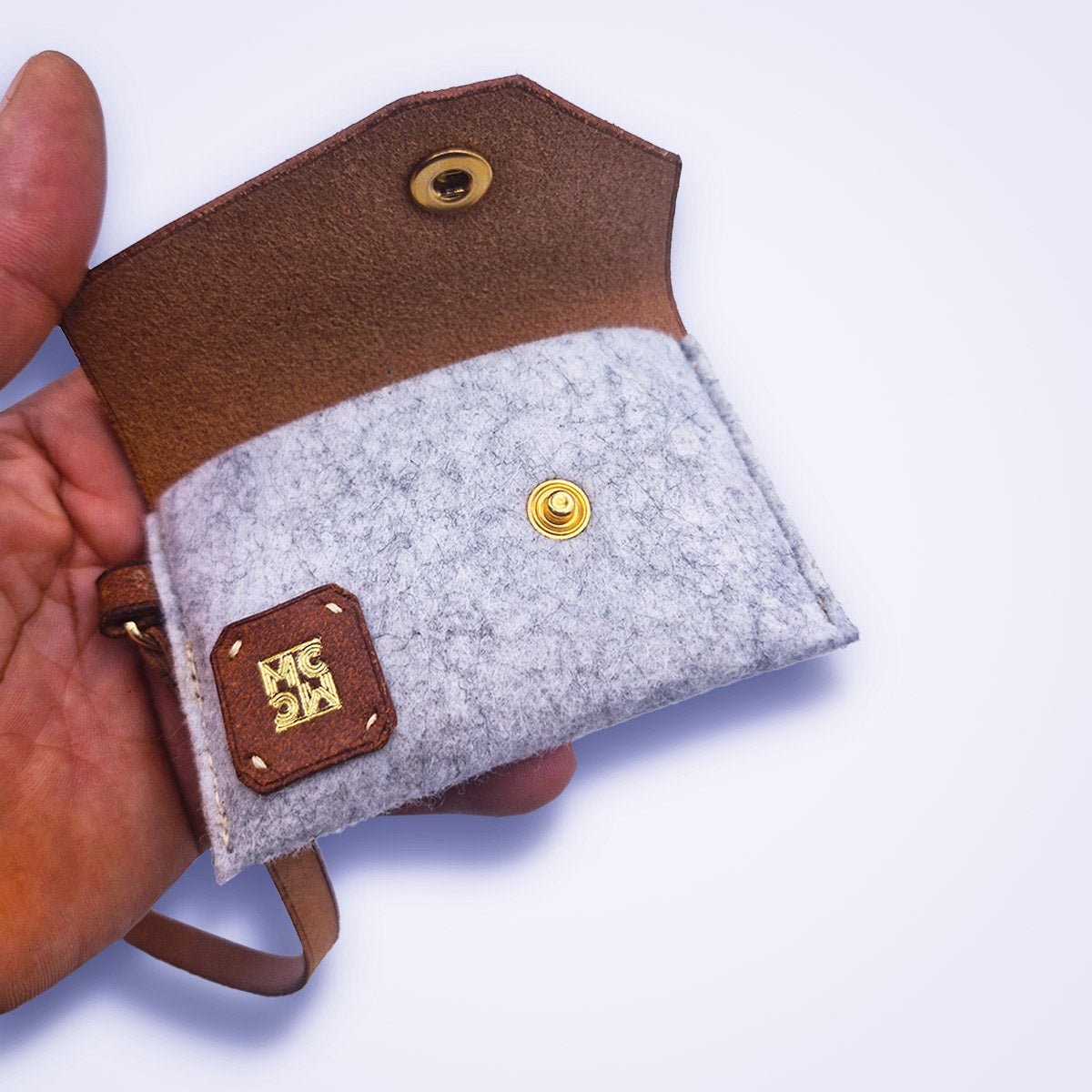 Porte - monnaie bi - matière avec dragonne – cuir & feutre - MOUN CREATION Artisan maroquinier