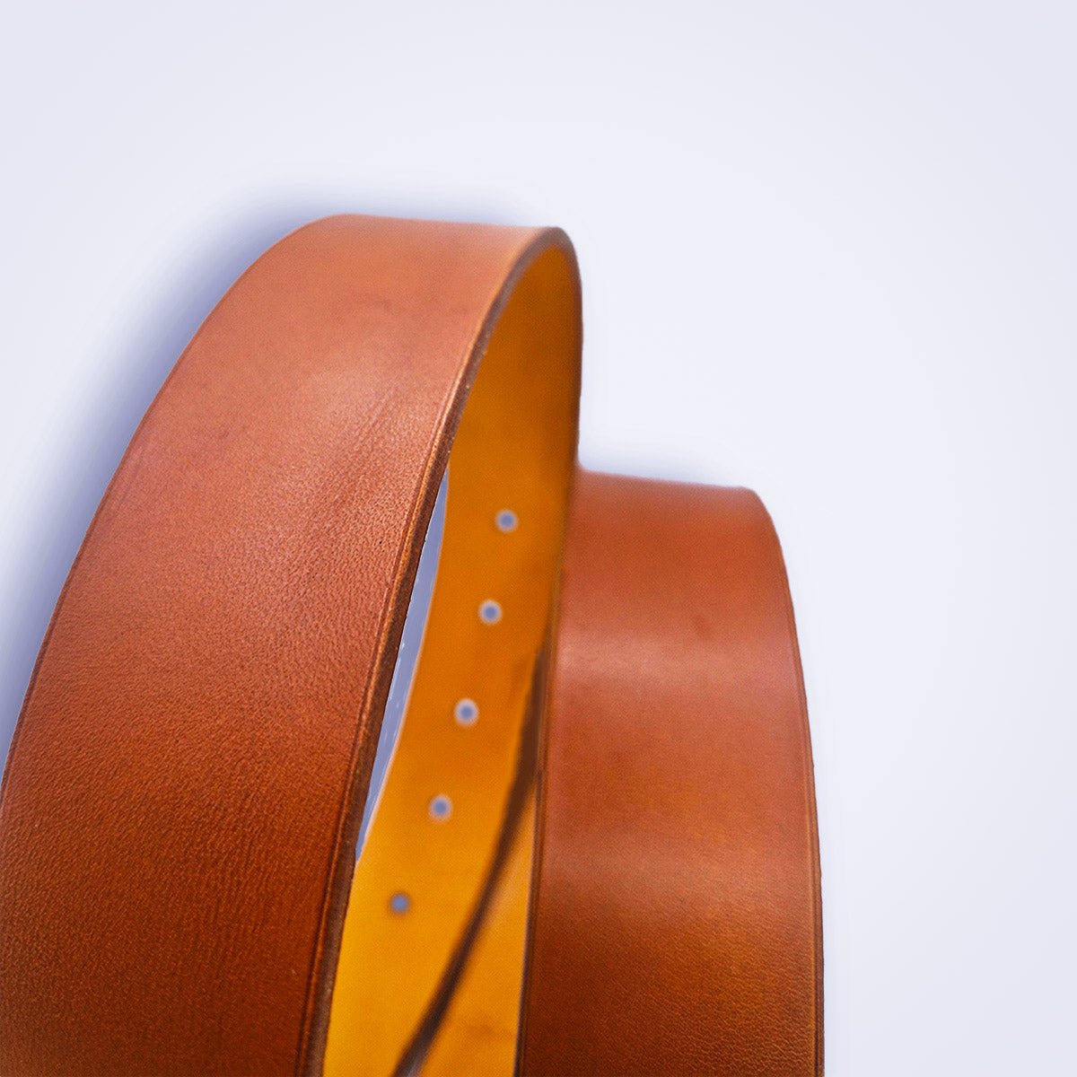 Ceinture en cuir camel au tannage végétal - MOUN CREATION Artisan maroquinier
