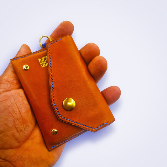 Porte - monnaie en cuir camel au tannage végétal - MOUN CREATION Artisan maroquinier
